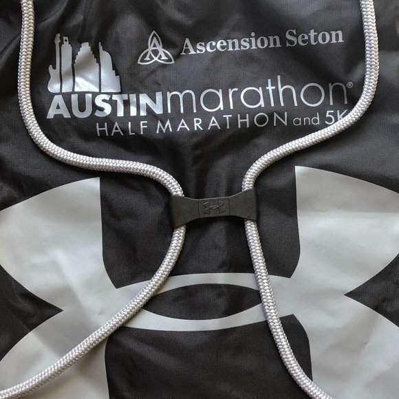 Under Armour Austin Half Marathon and 5K Back Pack
Running Athletic Gym - Picture 3 of 7